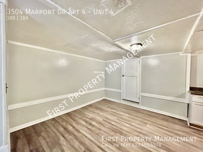 Building Photo - 1Bed/1Bath Studio Apartment Off Bonny Oaks!!