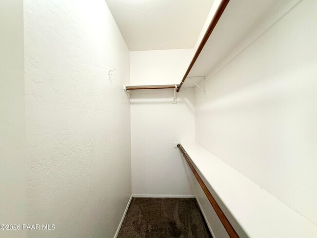 Building Photo - 1460 Loren Dr