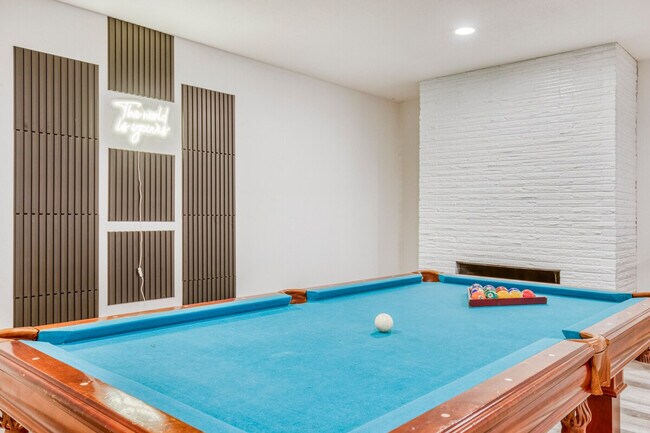 Building Photo - 3201 SW Sherwood Pl