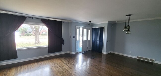 Building Photo - Don't Scroll Past This One!  Renovated, Brick Ranch. 3 Bedrooms, 2 FULL Bathrooms, Basement, Garage!