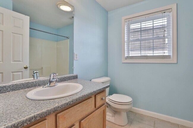 Building Photo - 98 Barbara Ln