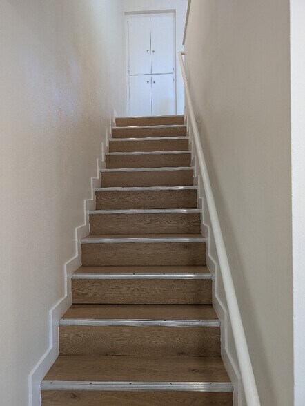 Building Photo - 14249 Friar St