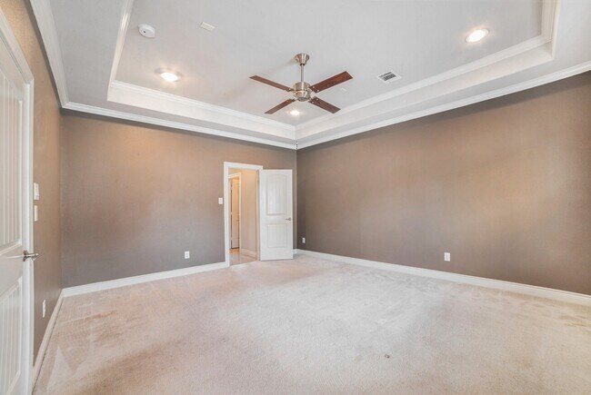 Building Photo - 5311 Kiam St