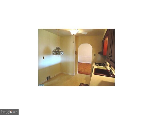 Building Photo - 110 Cambridge Ave