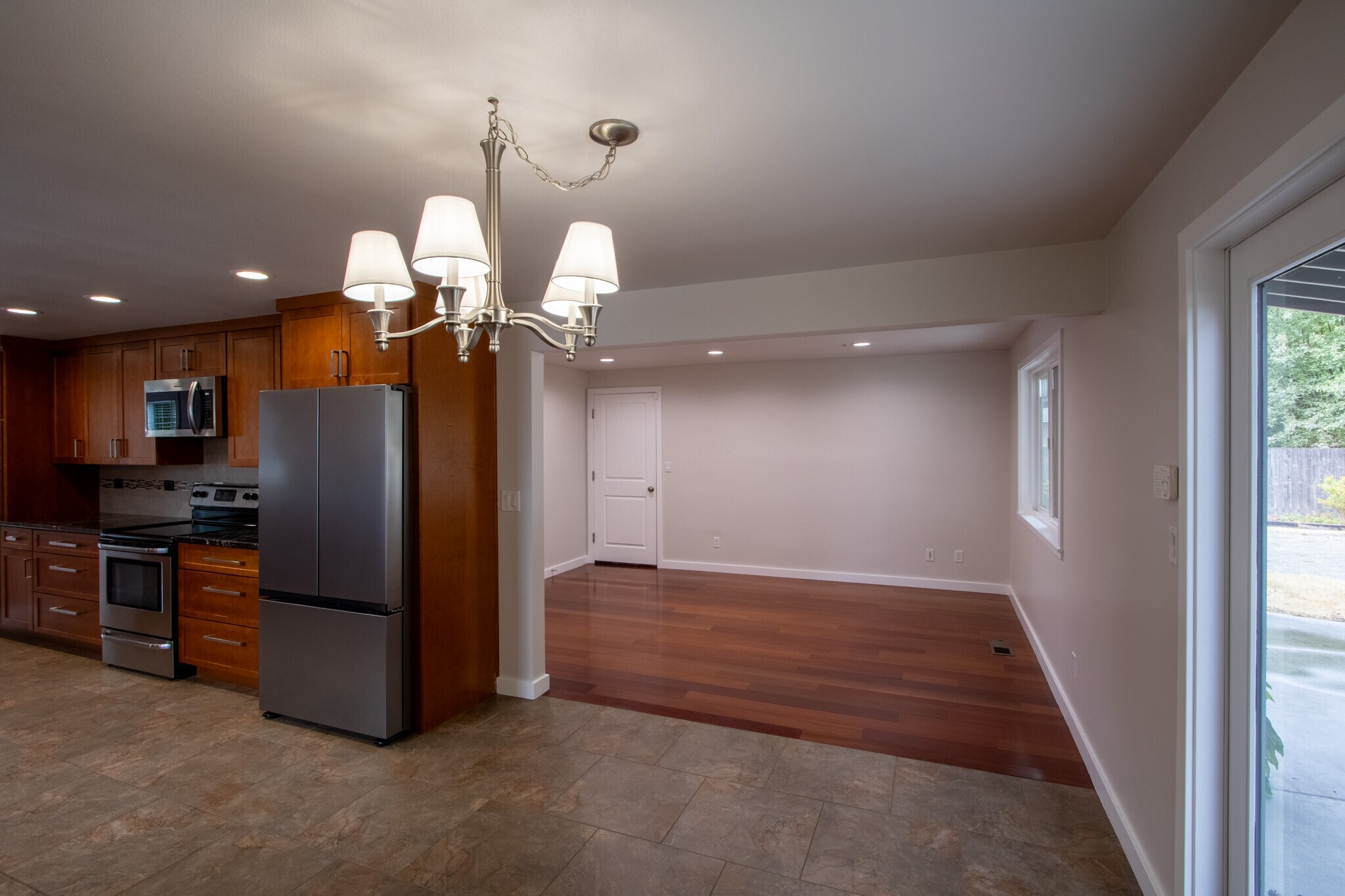 Dining area and family room - 13234 SE 261st St