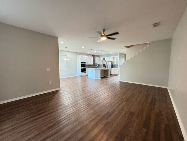 Building Photo - $300 off of a month of rent!! Experience the Epitome of Lakeside Luxury Living — For Rent in Narc...