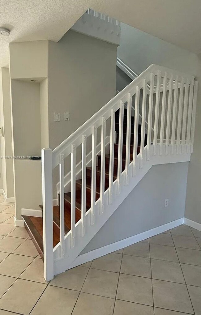 Building Photo - 7655 NW 116th Ave