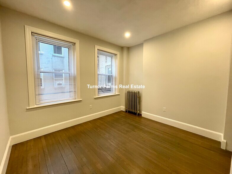 Building Photo - 63 Upland Rd