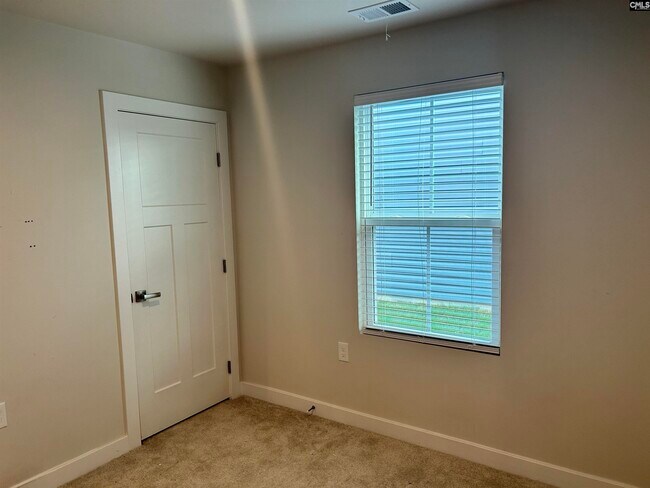 Building Photo - 1037 Cameron Ridge Dr