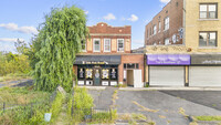 Building Photo - 2580 Main St