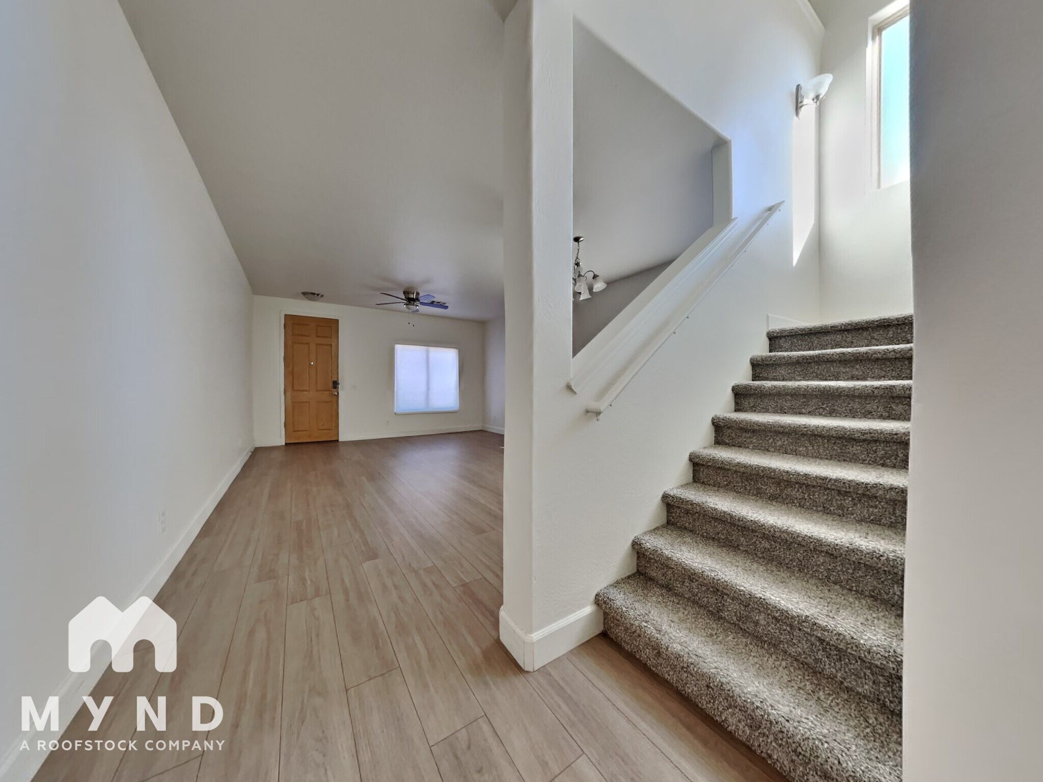 Building Photo - 1237 E Blackfoot Daisy Dr