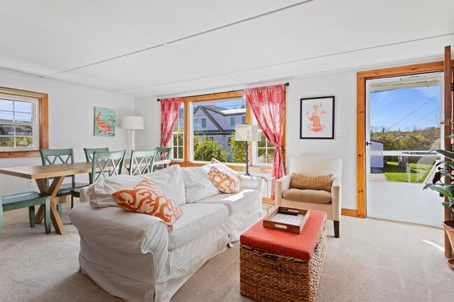 Building Photo - 53 Foss Cir