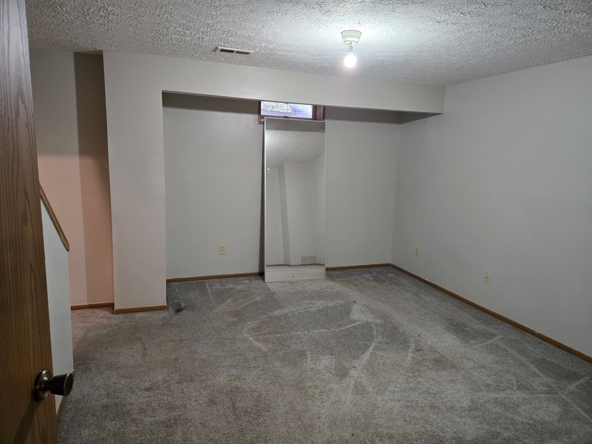 Building Photo - 2472 Carolina Ave