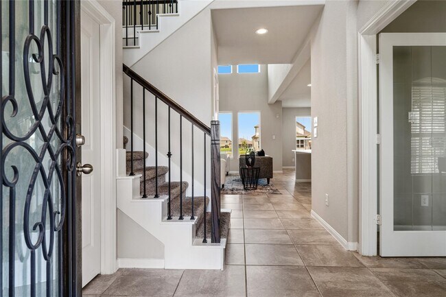 Building Photo - 3723 Lake Varano Cir