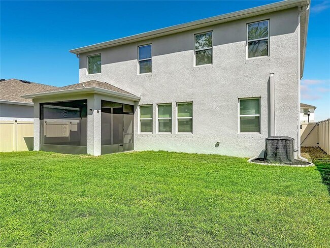 Building Photo - 13071 Brookside Moss Dr