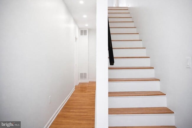 Building Photo - 1605 New Jersey Ave NW