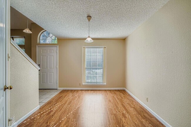 Building Photo - 2812 Little Elm Trail