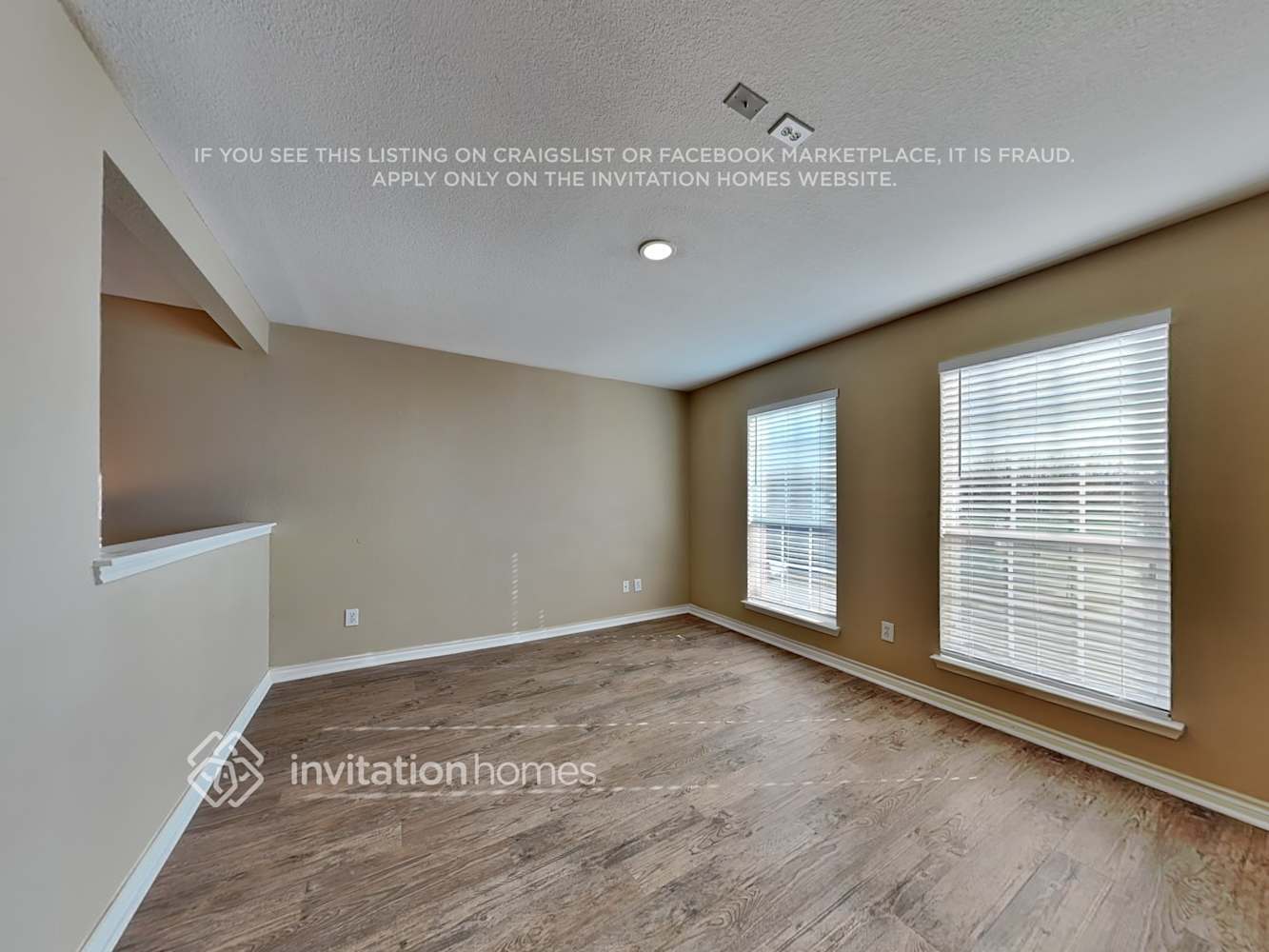 Building Photo - 830 Randall Rd