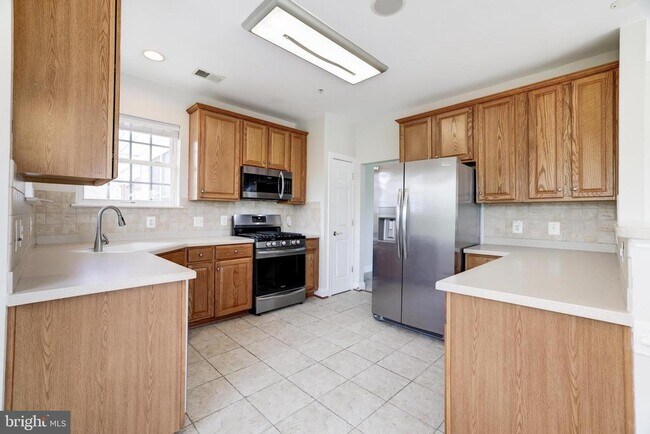 Building Photo - 20816 Noble Terrace