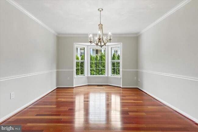Building Photo - 1562 Kingstream Cir