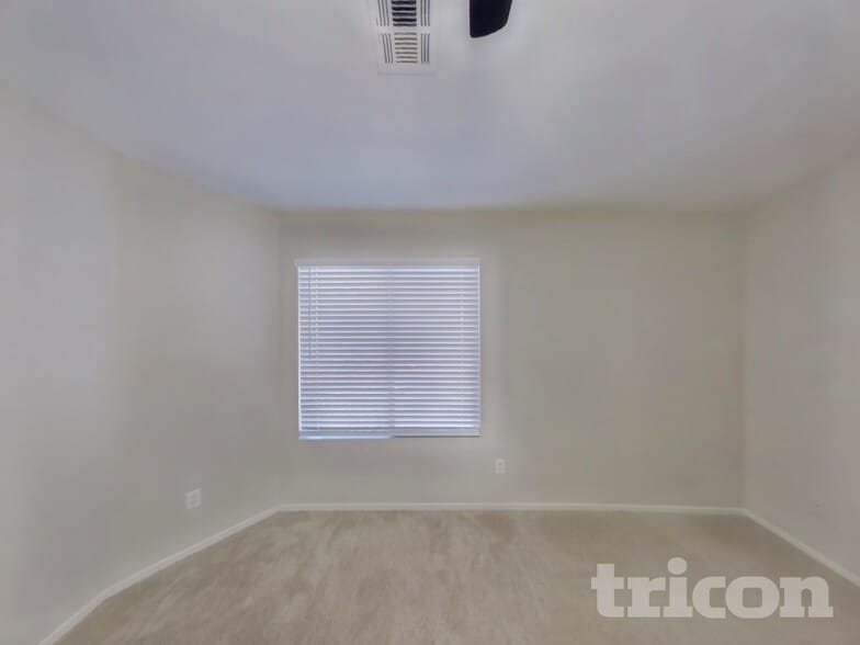 Building Photo - 11049 Zampino St