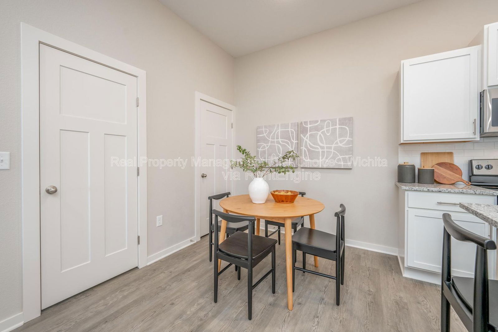 Building Photo - 3612 W Angel St