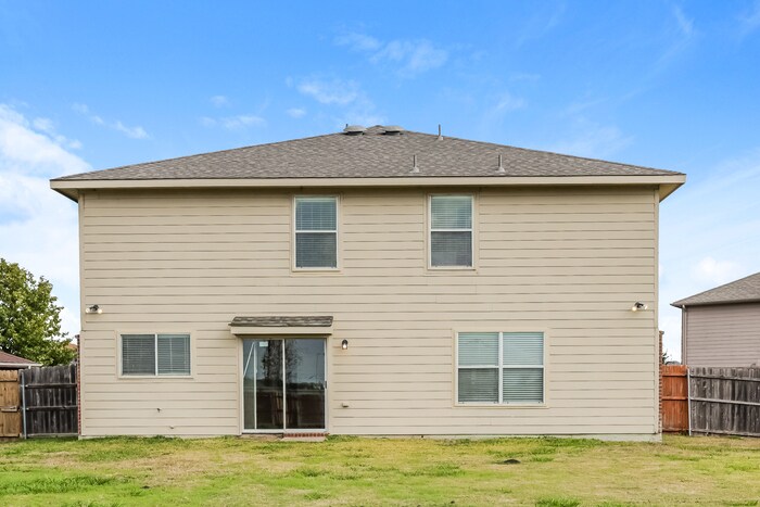 Building Photo - 200 Cheyenne Dr