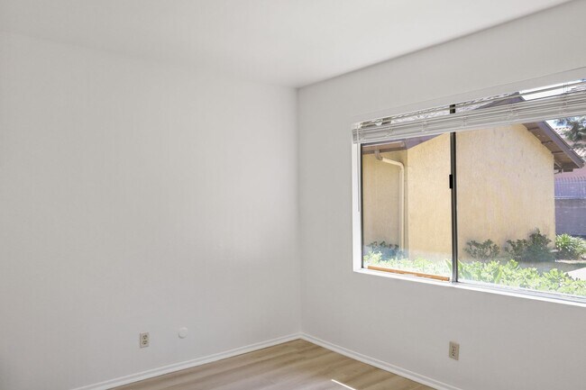 Building Photo - Gated Anaheim 3 Bedroom Home | Attached 2-Car Garage | Central A/C
