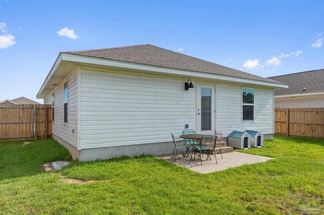 Building Photo - 6222 June Bug Dr