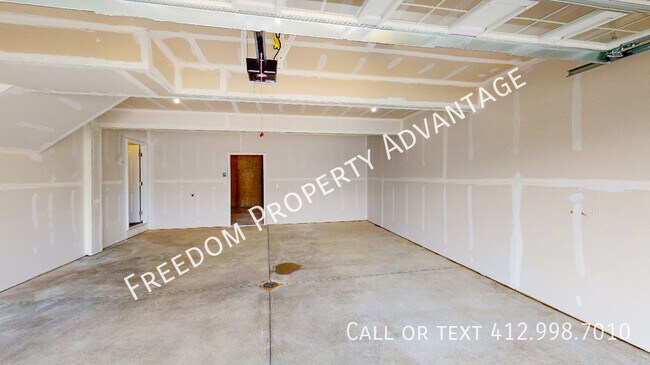 Building Photo - Arden Farms - 2BD Townhome
