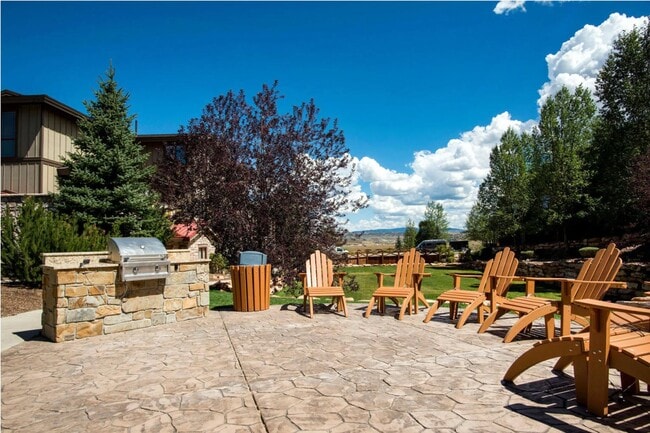 Building Photo - 5501 Lillehammer Ln