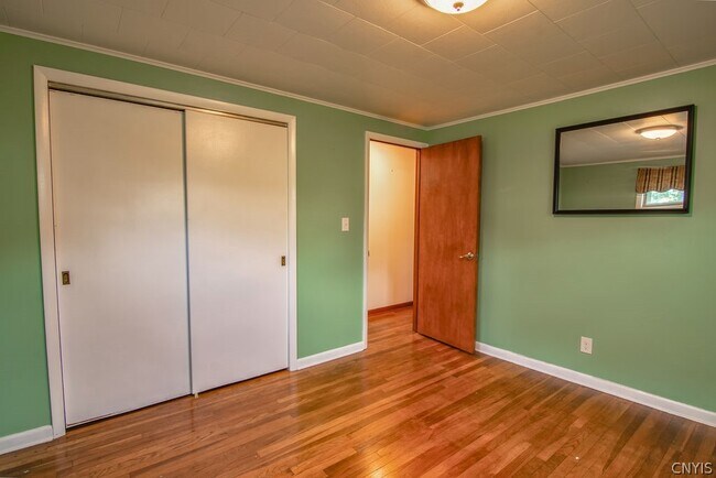 Building Photo - 311 Swansea Ave