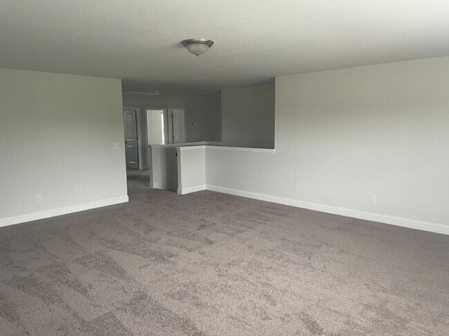 Building Photo - 152 Calhoun Fls Dr