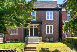 Building Photo - Russell Blvd -4045