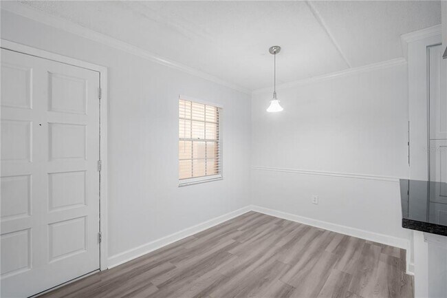 Building Photo - 5305 San Sebastian Ct