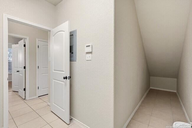 Building Photo - 5415 Bright Run