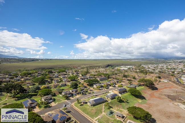 Building Photo - 1060 Kamehameha Hwy