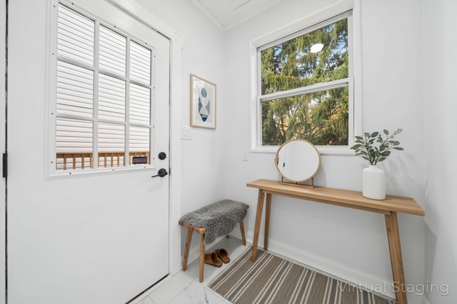 Building Photo - 4 Bed/3 Full Bath Single Family Home in Avalon