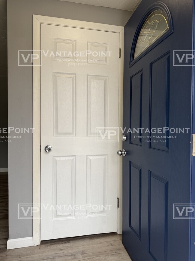 Building Photo - 1332 Fatima St