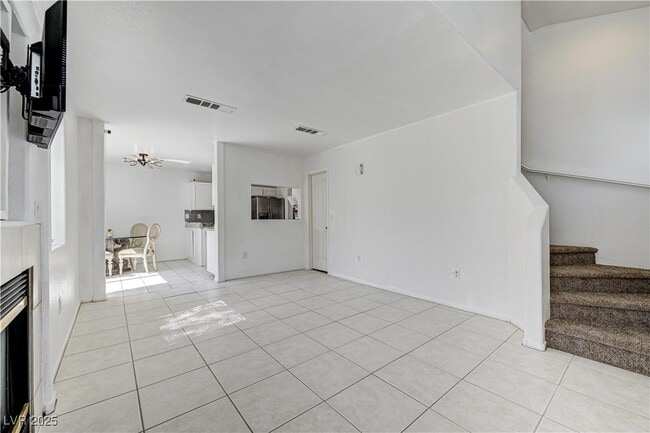 Building Photo - 4040 Castle Cove Dr
