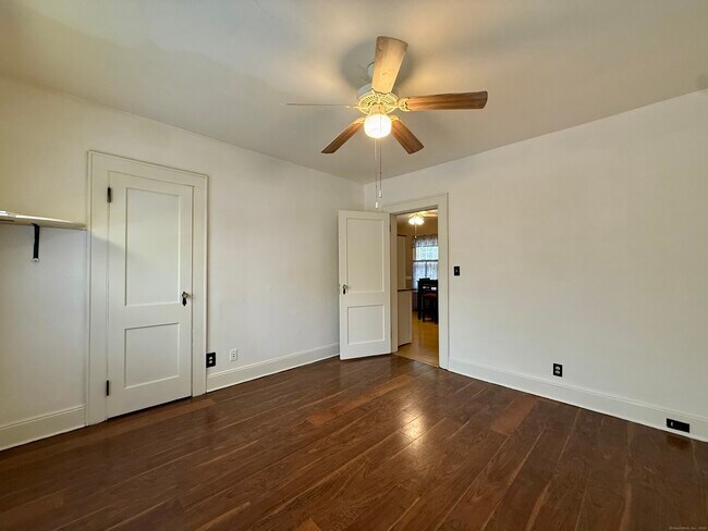 Building Photo - 43 Concord St