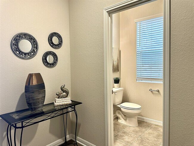 Building Photo - 101 Rita Blanca Bnd