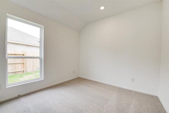 Building Photo - 27506 Spearmint Ridge Dr