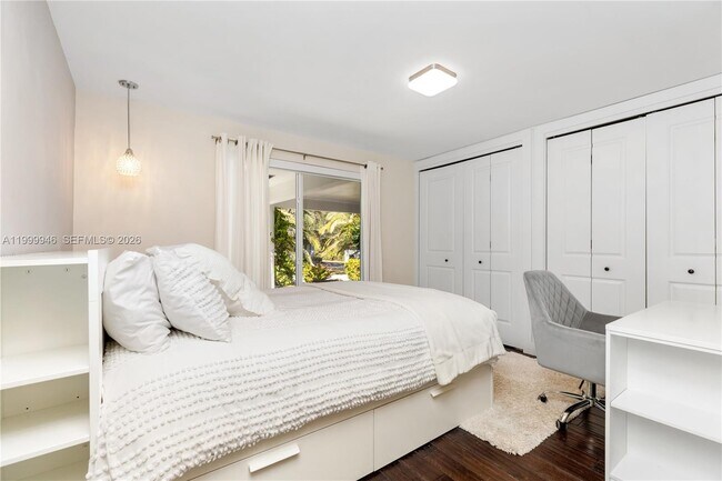 Building Photo - 13303 SW 58th Ave