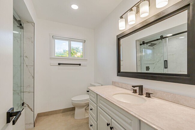 Building Photo - Stunning Updated Home in Almaden Valley