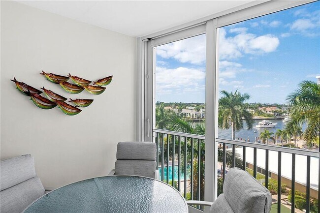 Building Photo - 3300 S Ocean Blvd