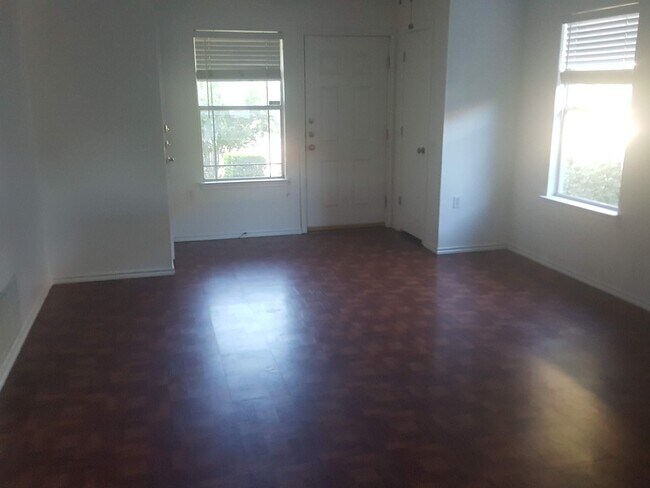 Building Photo - 7437 Aspen Brook Dr