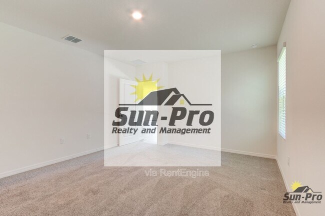 Building Photo - 4240 Acoma Dr