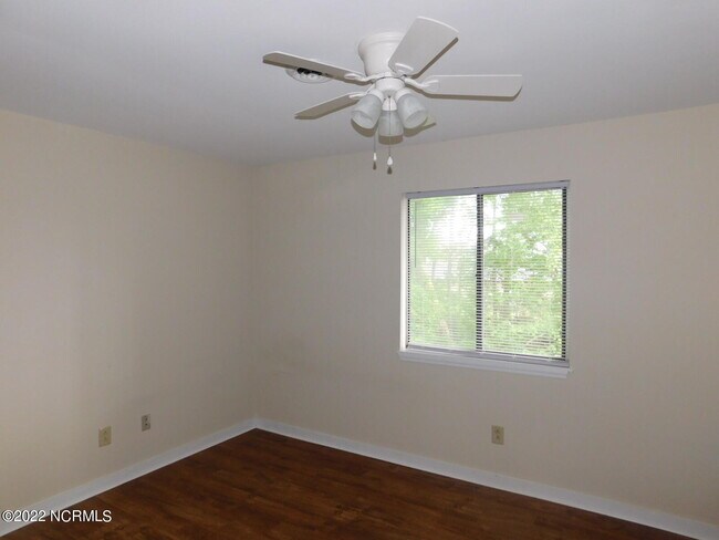 Building Photo - 201 Shipman Rd