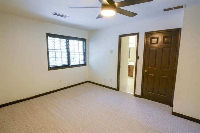Building Photo - 4156 Westerleigh Ct NW